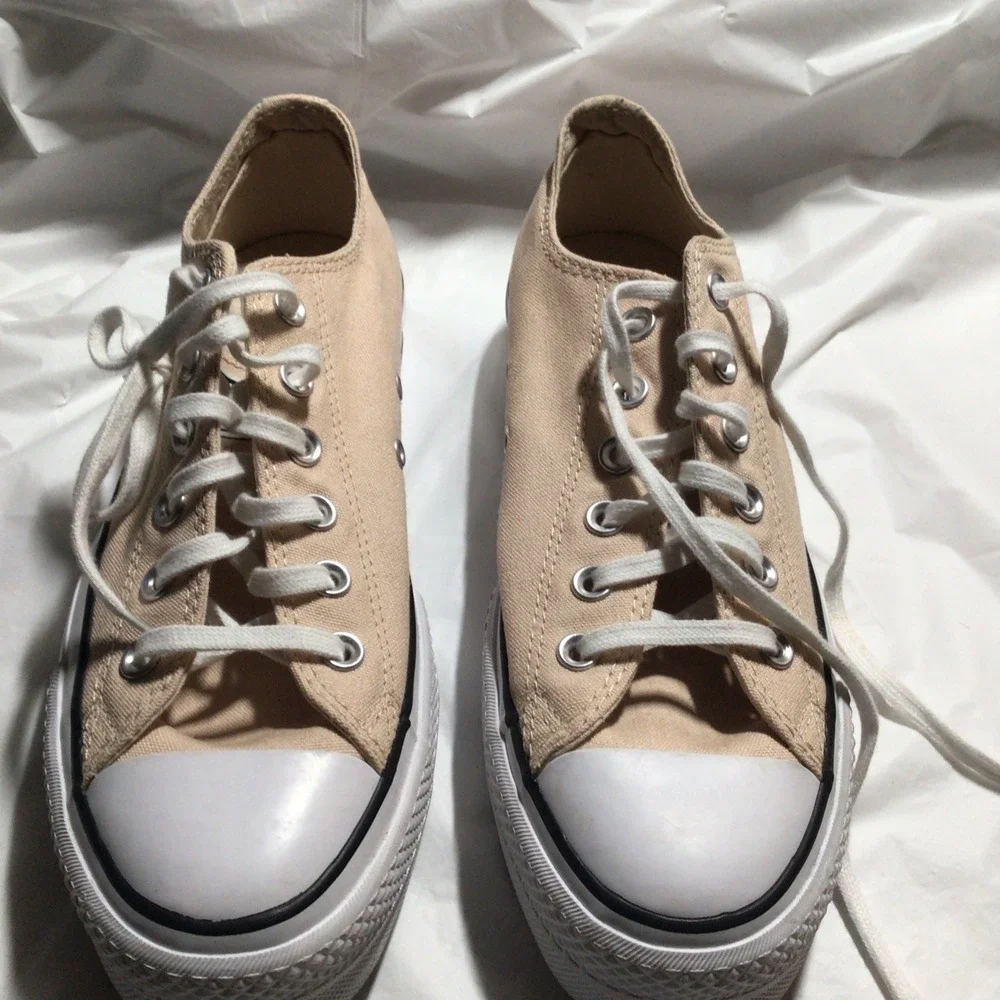 Size 9 Women's Converse All Star Lift Platform Low Coastal Dune Shoes